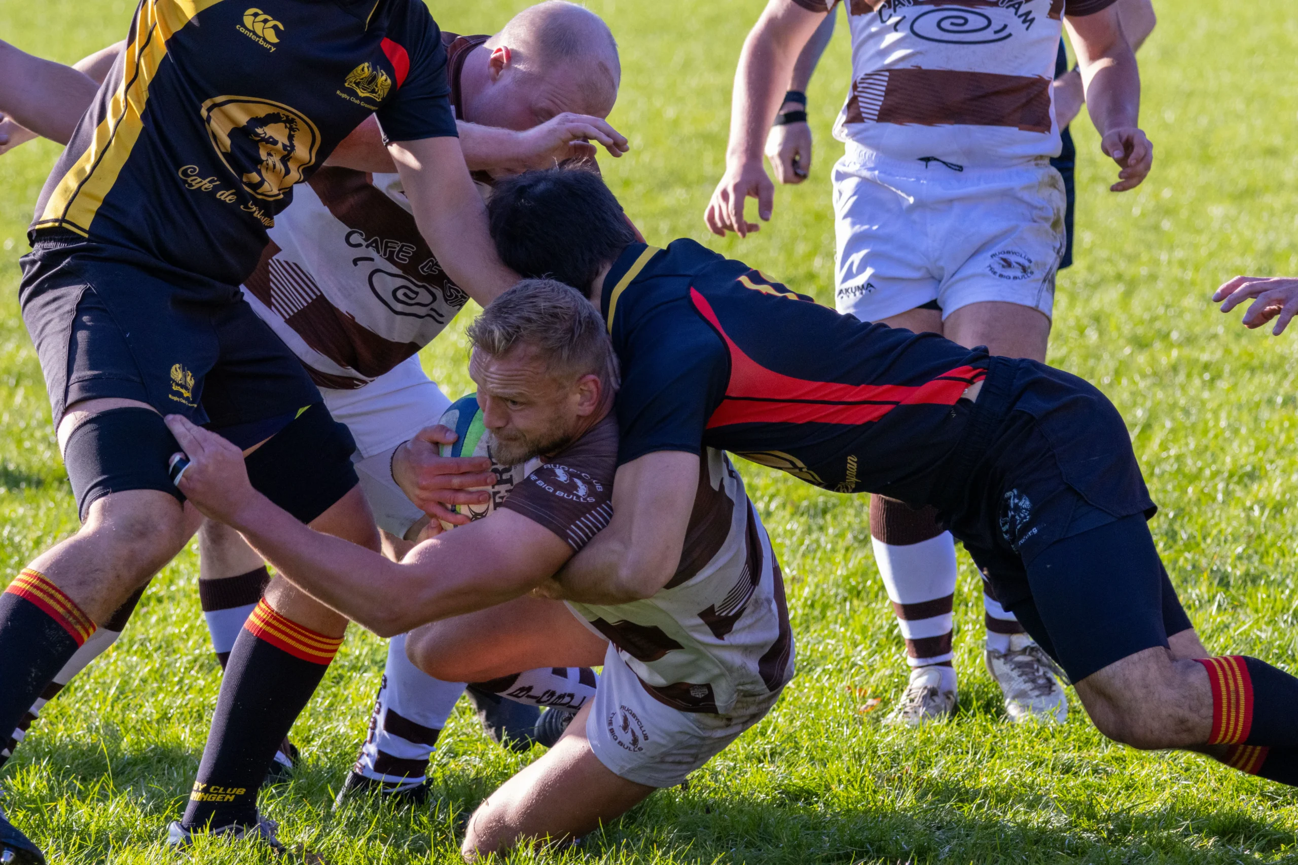 Rugbyclub The Big Bulls in Almelo – tackle